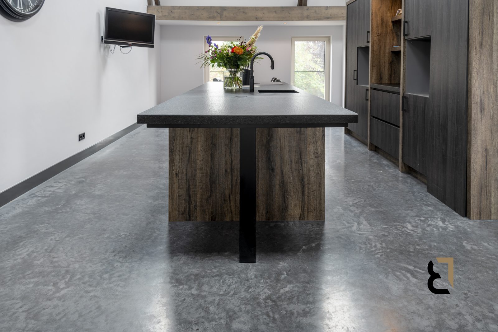 Woonbetonvloer in de keuken in Scherpenzeel