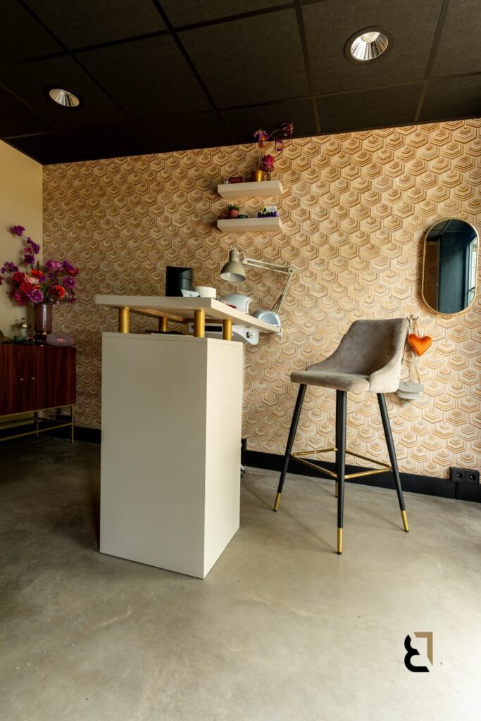 Nagelstudio en kapperszaak | betonvloer in Woudenberg