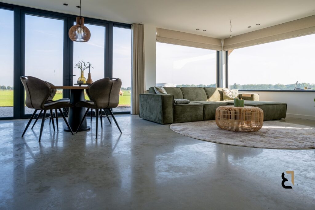 Gerenoveerde woning in Soest met woonbetonvloer