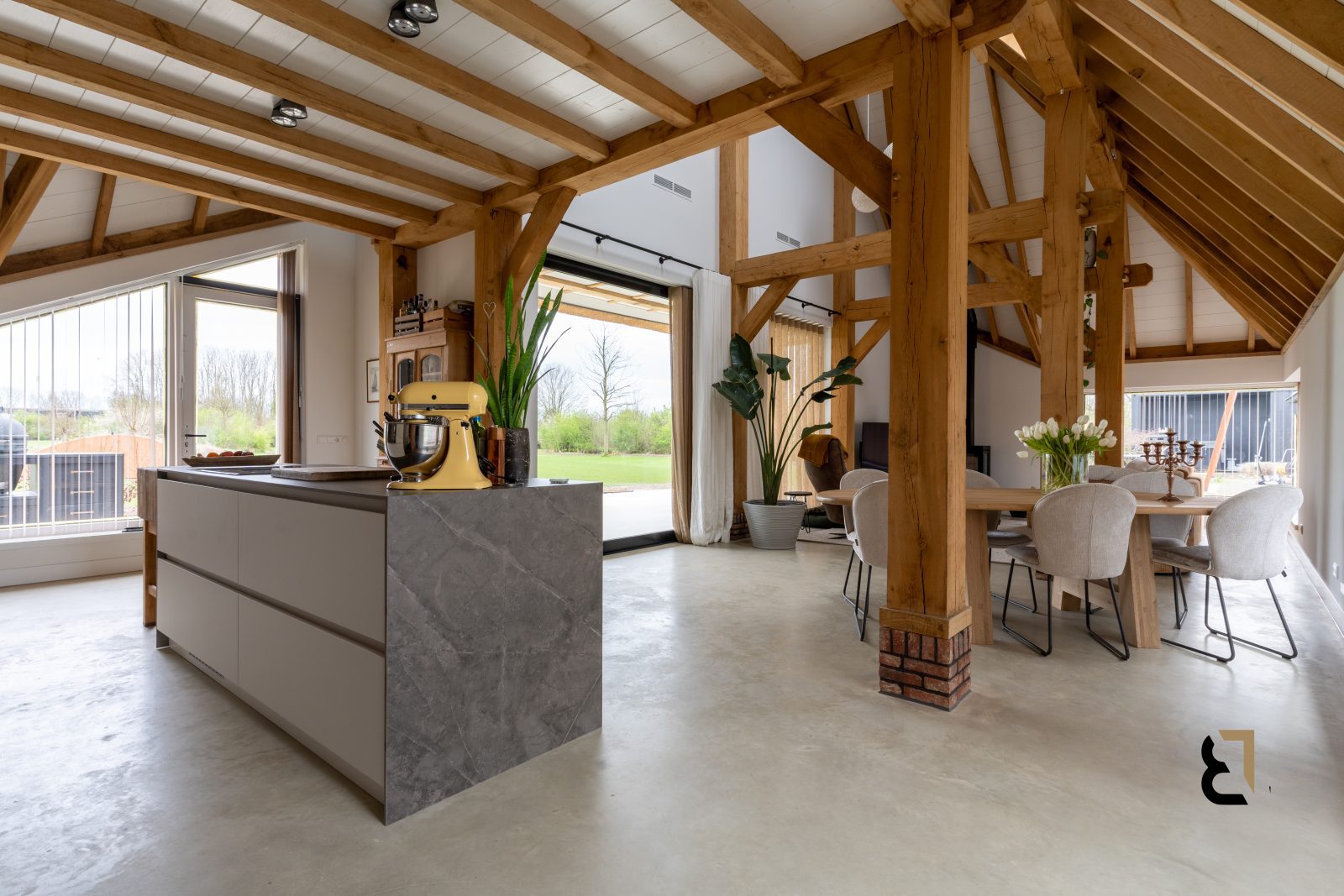 Eindresultaat van renovatie woning met woonbetonvloer in Terwolde